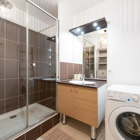 Le Pommery With Private Parking Apartment Reims