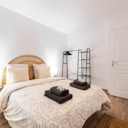 Le Pommery With Private Parking Apartment Reims