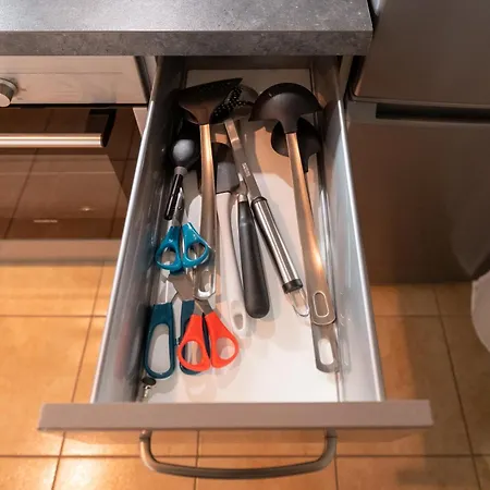 Le Pommery With Private Parking Apartment Reims