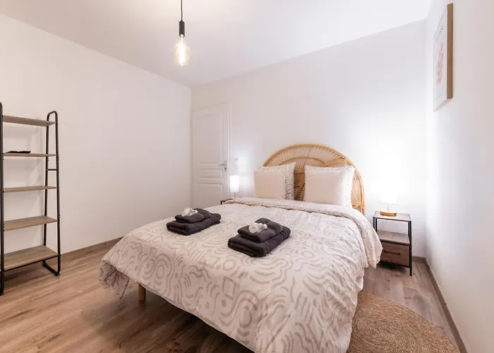 Le Pommery With Private Parking Reims