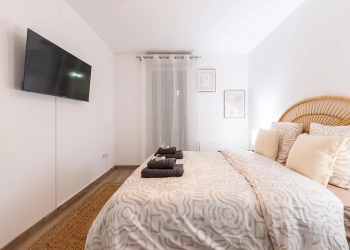 Le Pommery With Private Parking * Reims